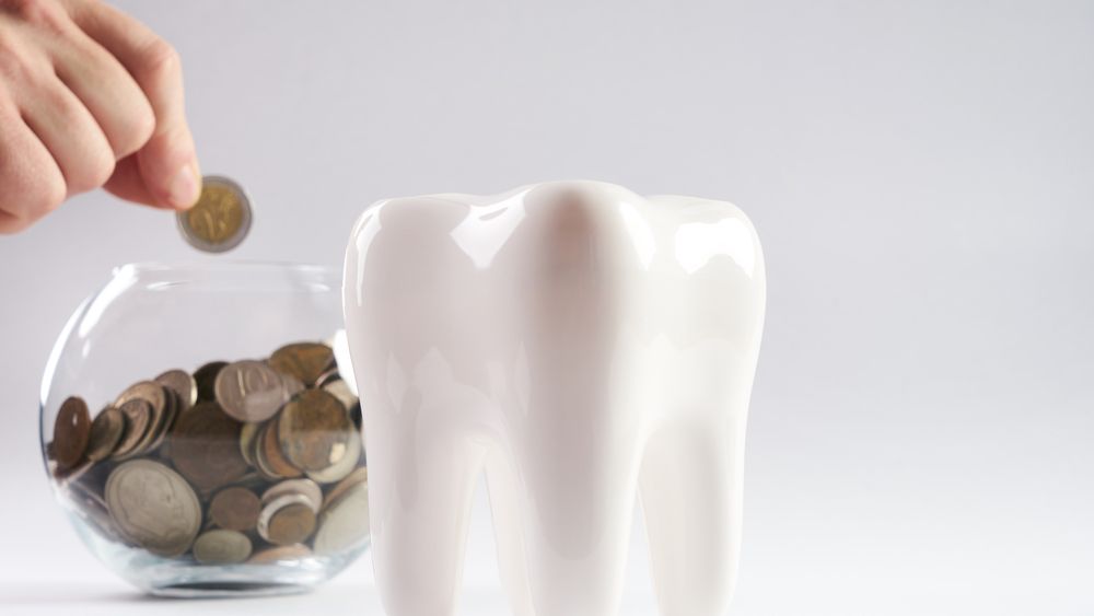 ”Taxa covid” la stomatolog, o realitate întâlnită printre pacienții români. Câți bani trebuie să scoatem din buzunare pentru o vizită la dentist