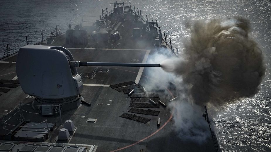 Navă americană atacată cu drone de rebelii houthi, aliați cu Hamas și sprijiniți de Iran