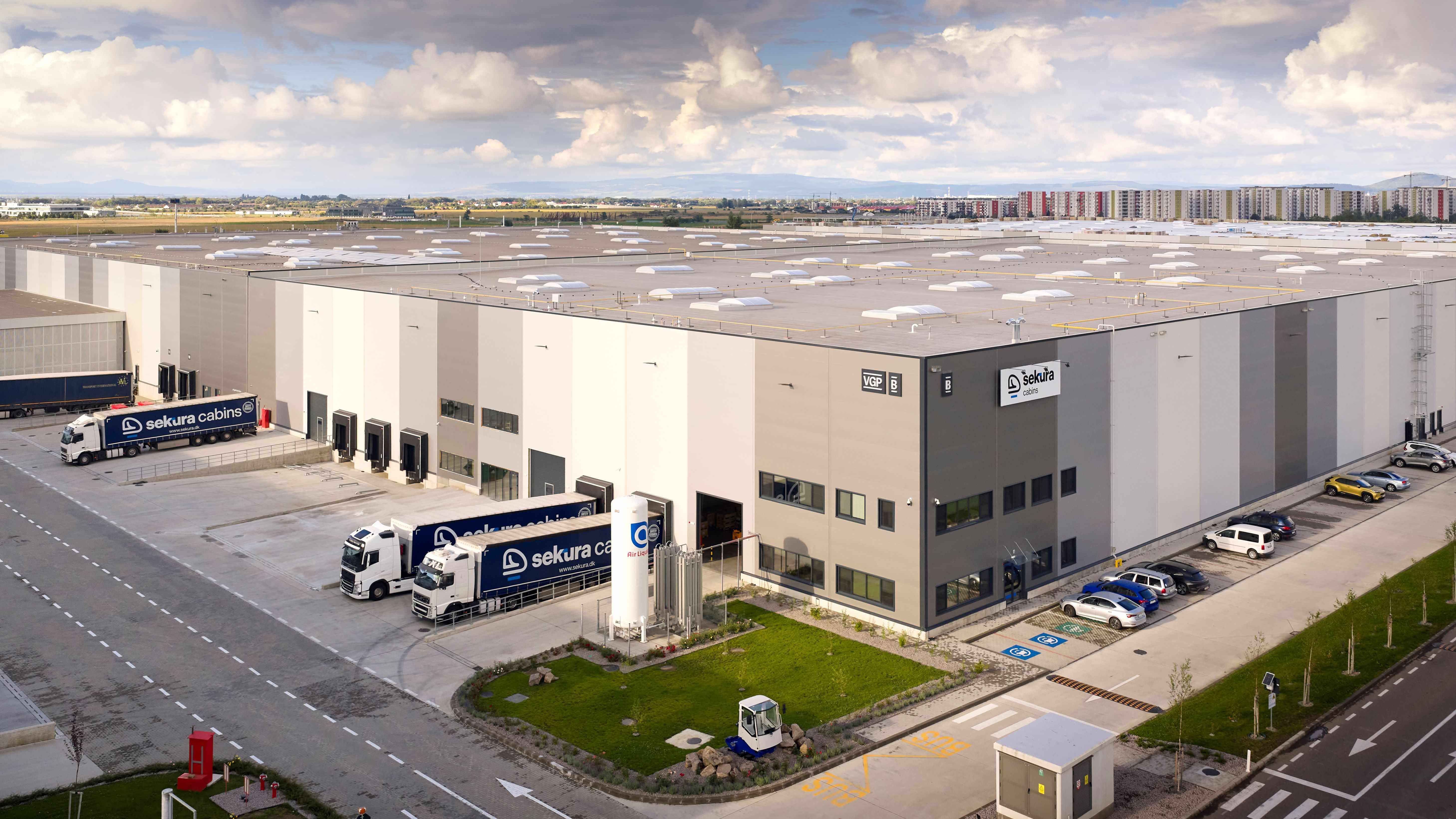 O nouă fabrică în România. Sekura Cabins deschide o unitate de producție la Brașov