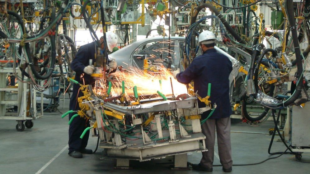Eurostat: Romania a inregistrat in iulie cea mai mare scadere a productiei industriale din UE