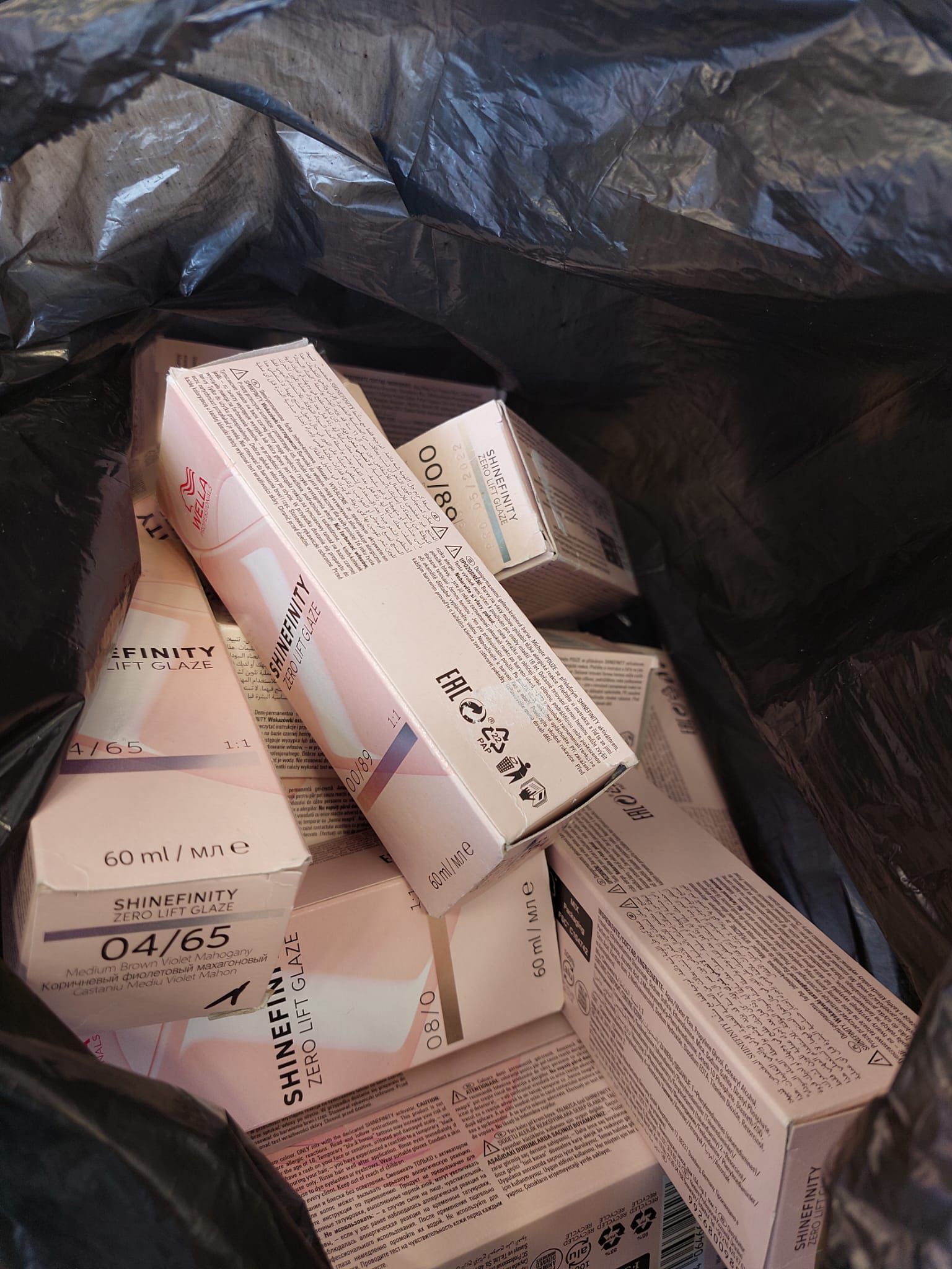ANPC împarte amenzi de peste 1,2 milioane de lei la firme din domeniile beauty și makeup - Poza 2