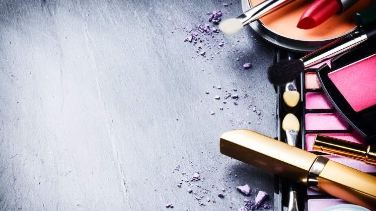 Topul producatorilor de cosmetice: Avon Romania ramane liderul pietei