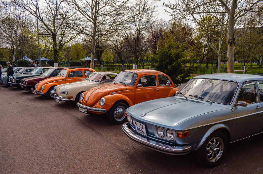 FOTO | Retroparada Primăverii: Ce am văzut la cea mai mare expoziție de mașini retro din țară - Imagine 22