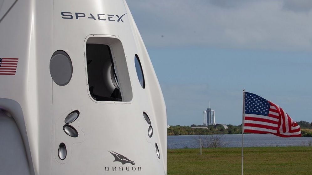 SpaceX, compania lui Elon Musk, vrea să trimită turiști în spațiu la finalul anului