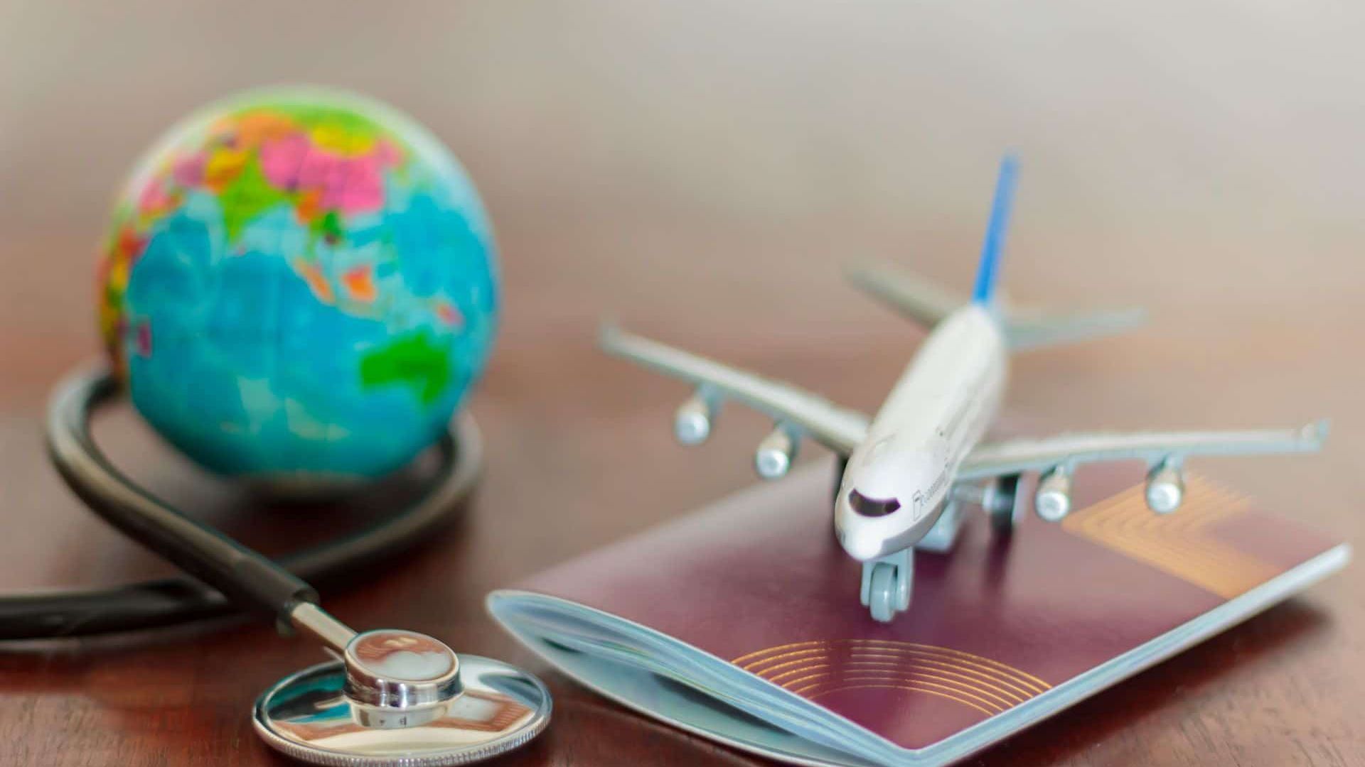 Studiu: 7 din 10 români vor să plece în vacanță asigurați