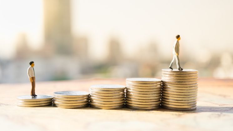 Cauti un job? Iata domeniile in care poti sa castigi ACUM peste 1.000 de euro in Romania