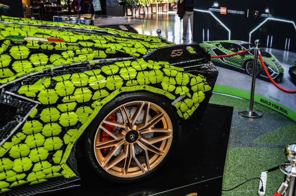 GALERIE FOTO | Replică de Lamborghini făcută din 400.000 de piese Lego - Imagine 13