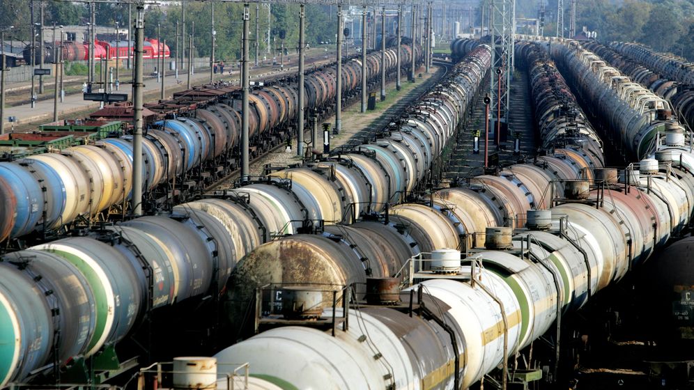 Al șaselea pachet de sancțiuni: UE pregătește un embargo asupra petrolului rusesc