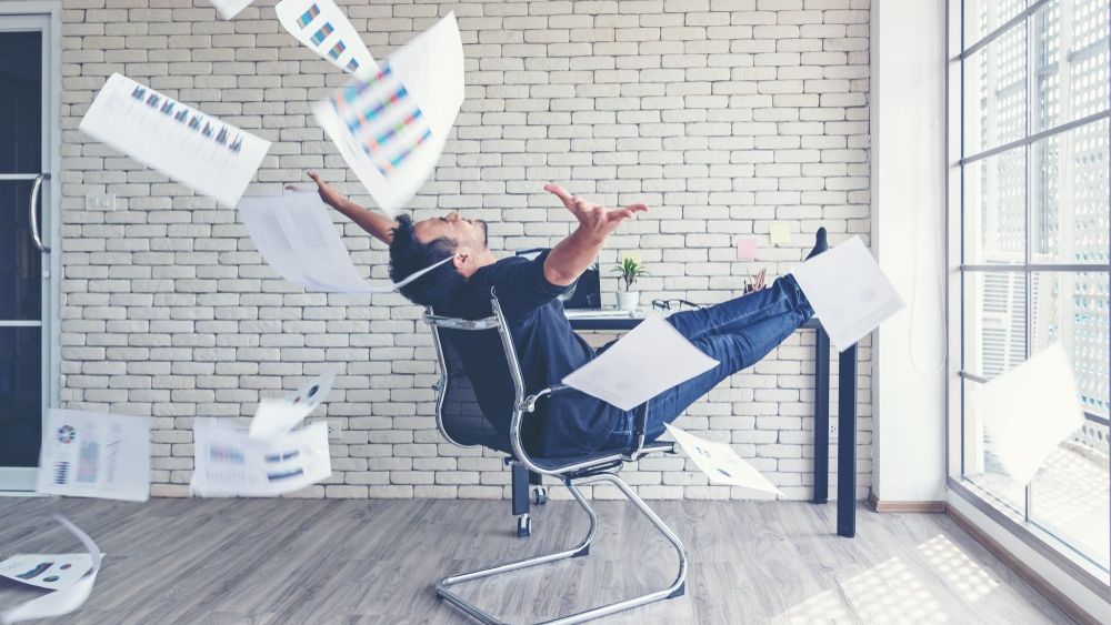 Inapoi in timp: Cuponiada, primul test al capitalismului picat de Romania