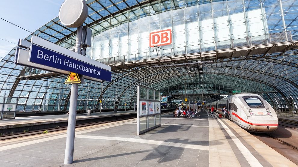 35.000 de permise de călătorie gratuite pentru tinerii din UE