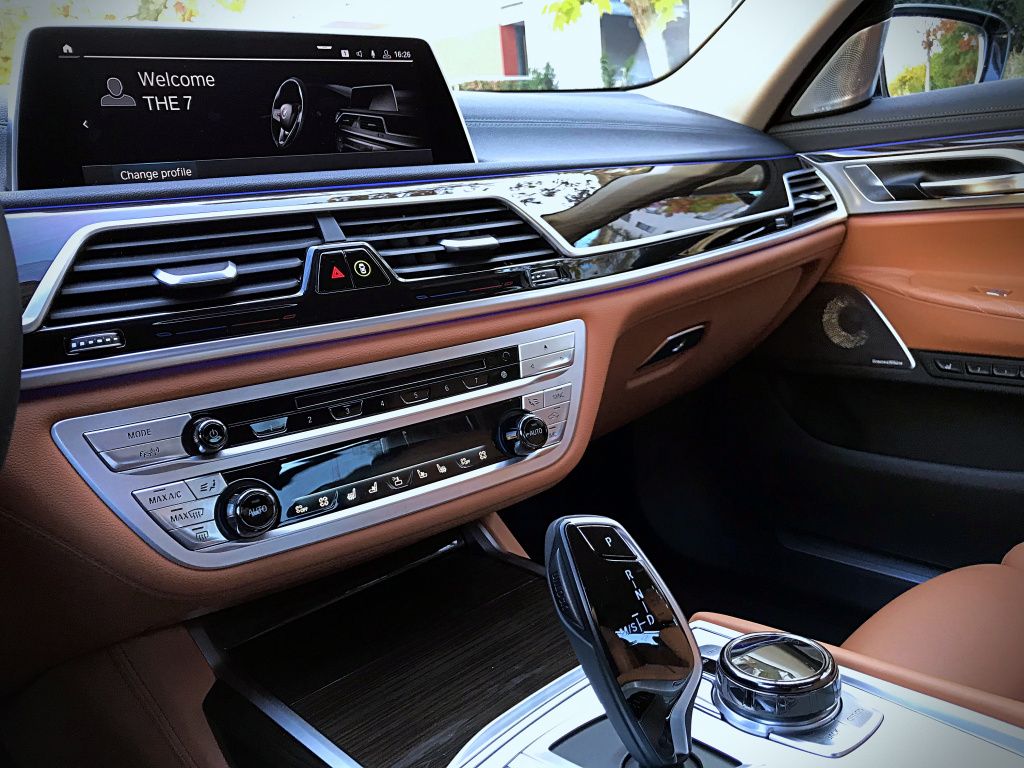 BMW 745e - Imagine 26