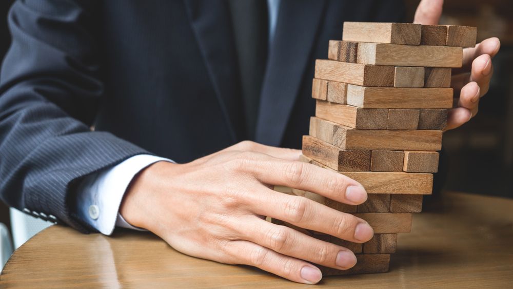 Semnale tot mai dure cu privire la derapajele din economie! Le aude cineva?