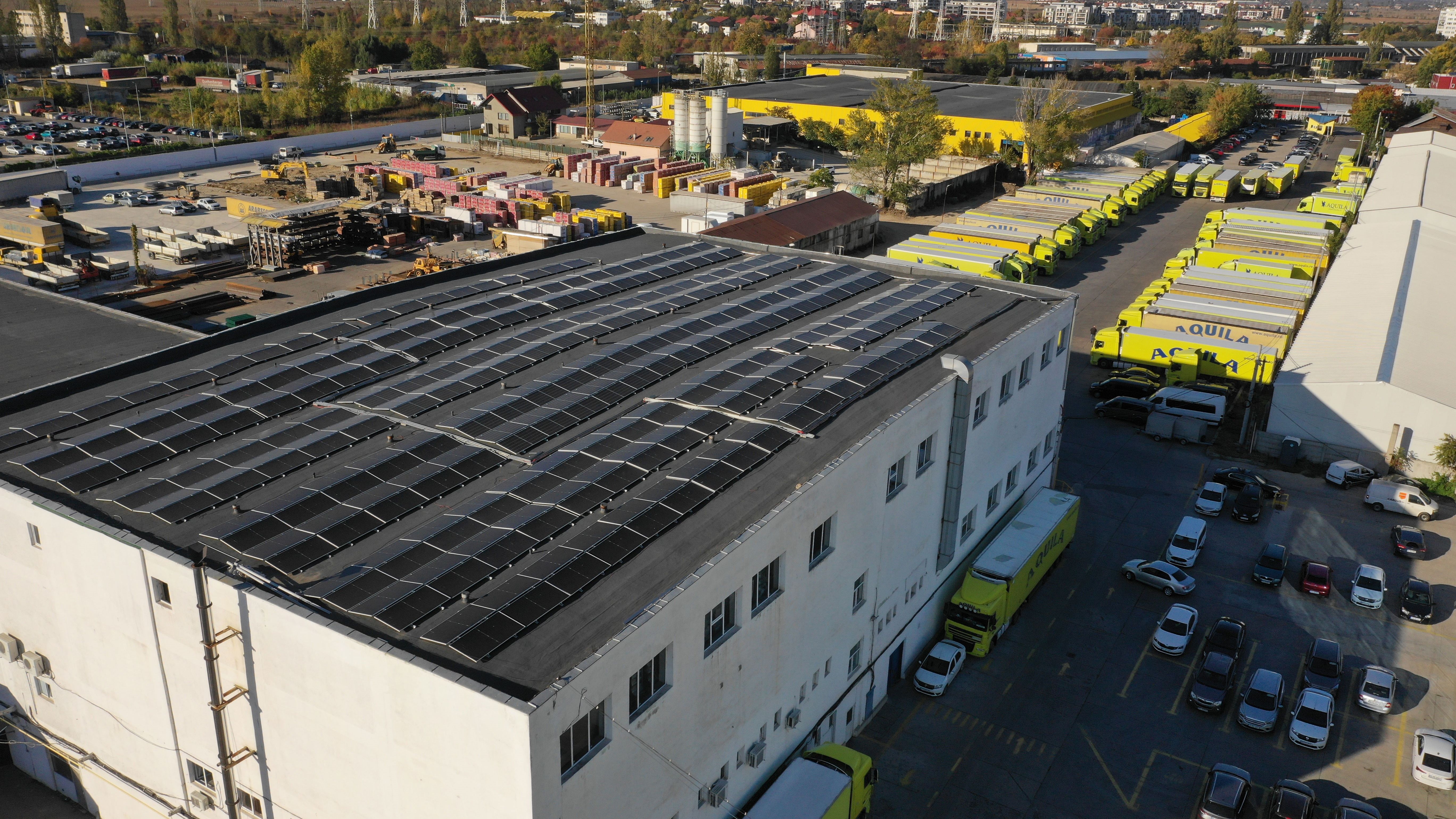Aquila, investiții de peste 220.000 Euro în fotovoltaice. Compania vrea să cumpere cât mai puțină energie din piață