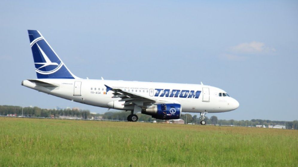Incident la Otopeni: Explozie la anvelopele unei aeronave TAROM