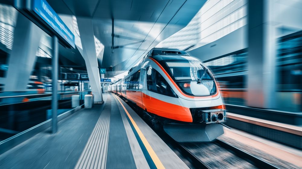 Criza carburanților: O țară din Europa reduce la jumătate prețul biletelor de tren