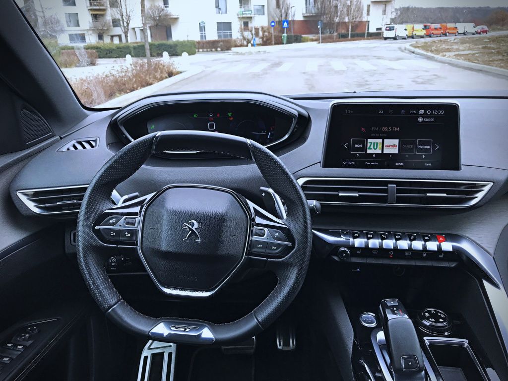 Peugeot 5008 - Imagine 19