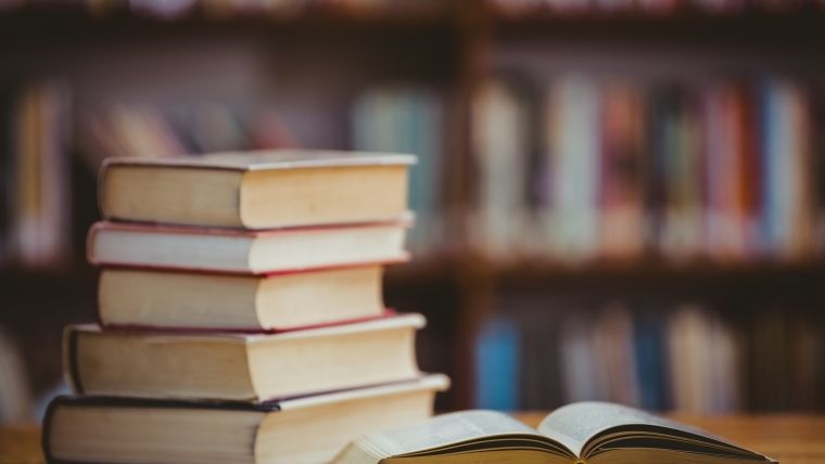INS: Numarul bibliotecilor din tara a scazut cu peste 2.000, dar a crescut cel al muzeelor si al filmelor produse aici
