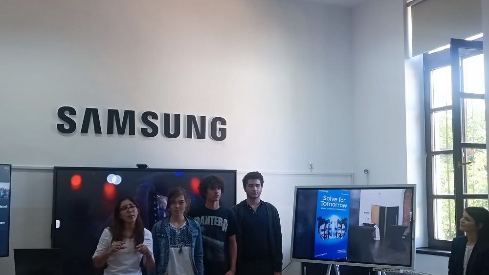 De la idee la proiect. Samsung Electronics România deschide înscrierile la Solve for Tomorrow, o competiție dedicată elevilor de liceu