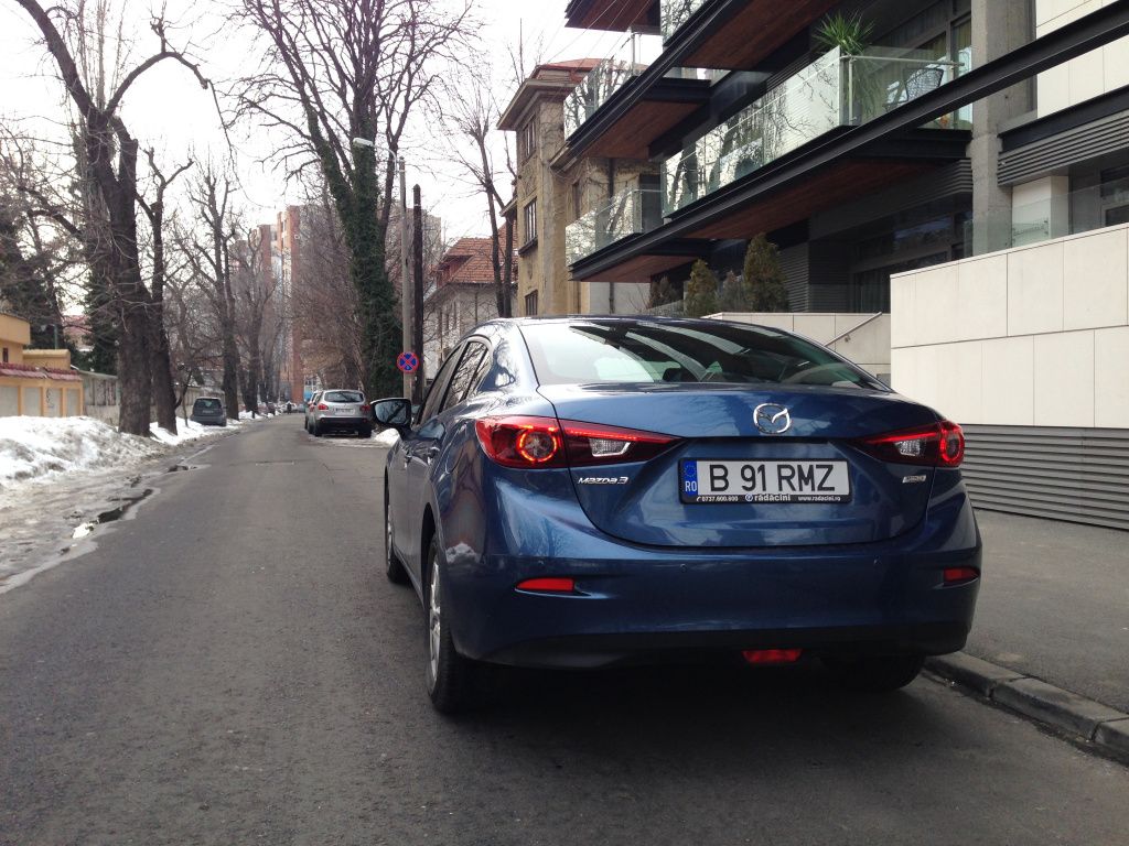 Mazda 3 sedan facelift - Imagine 4