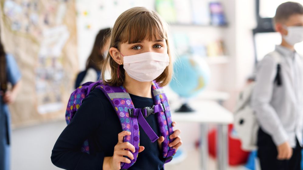 Peste 16.000 de elevi sunt confirmați cu COVID-19. Cum a evoluat situația de la începutul anului școlar 2021 - 2022