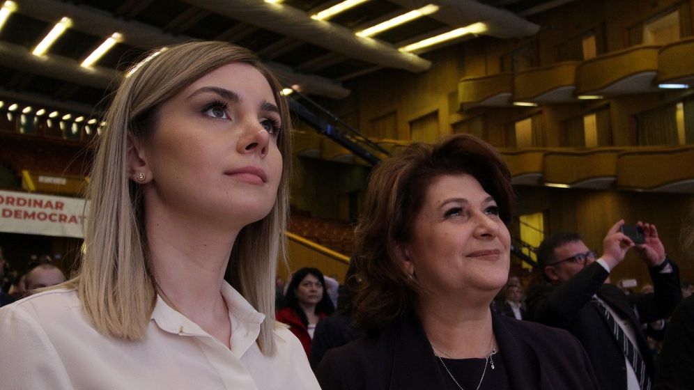Iubita lui Dragnea: Judecătorii din Giurgiu au fost curajoși. În București aveau o problemă personală cu el