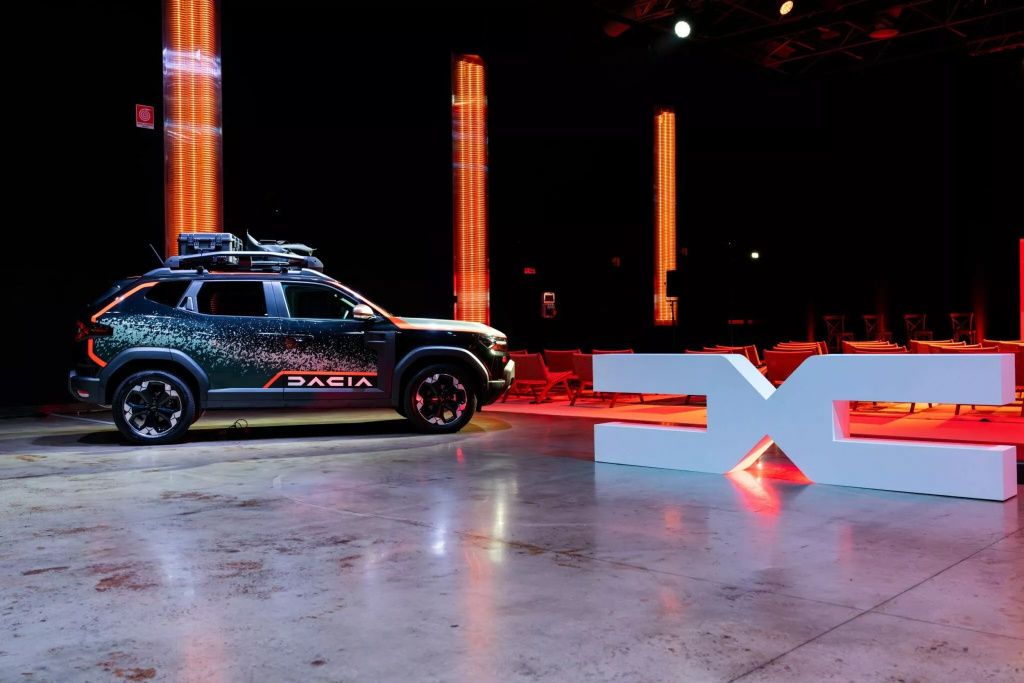 GALERIE FOTO | Dacia a prezentat un Duster unicat inspirat de Raliul Dakar - Imagine 2