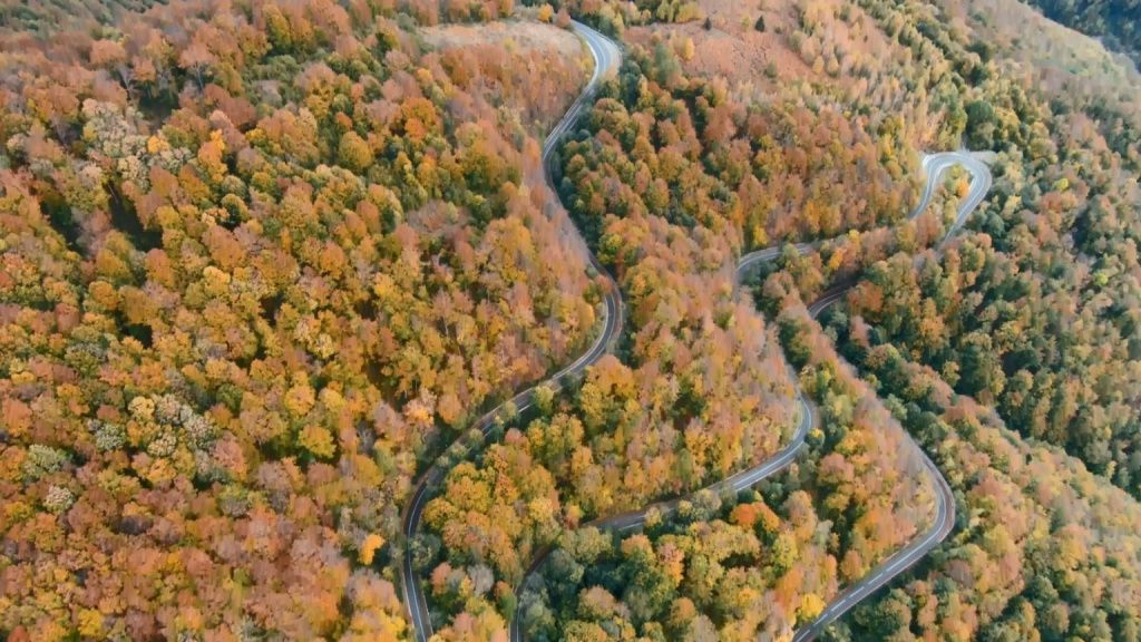 GALERIE FOTO Se poate circula pe Drumul Apusenilor. Cum arată și pe unde trece șoseaua care concu - Imagine 7