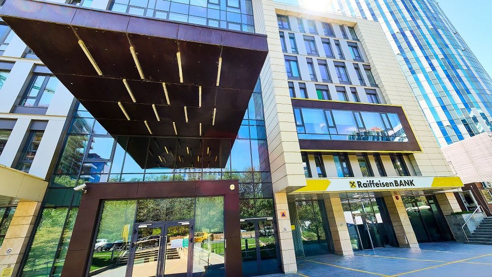 Raiffeisen încheie primele luni ale anului cu 390 milioane de lei profit