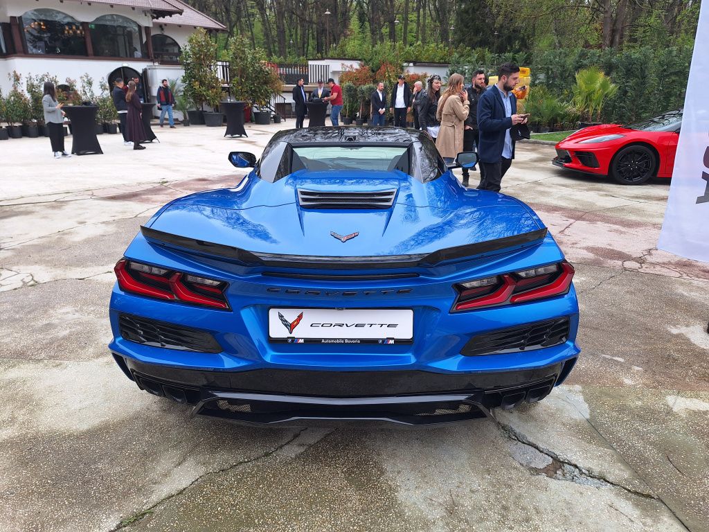 [FOTO] Legendarul Corvette ajunge în România. Cât costă monstrul american cu până la 670CP - Imagine 7