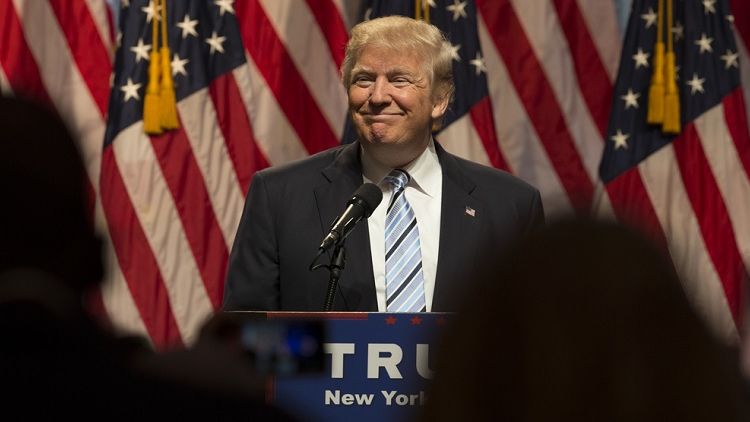 Donald Trump vrea sa faca "pace" dupa alegeri: republicanul nu ataca pe nimeni in primul sau discurs si cere "parteneriate, nu ostilitate"