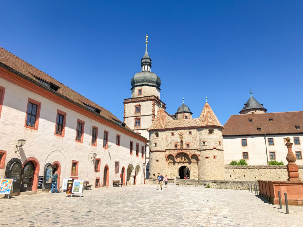 [GALERIE FOTO] Călătorie prin inima Germaniei: Pe urmele muzicii, vinurilor franconiene și castel - Imagine 6