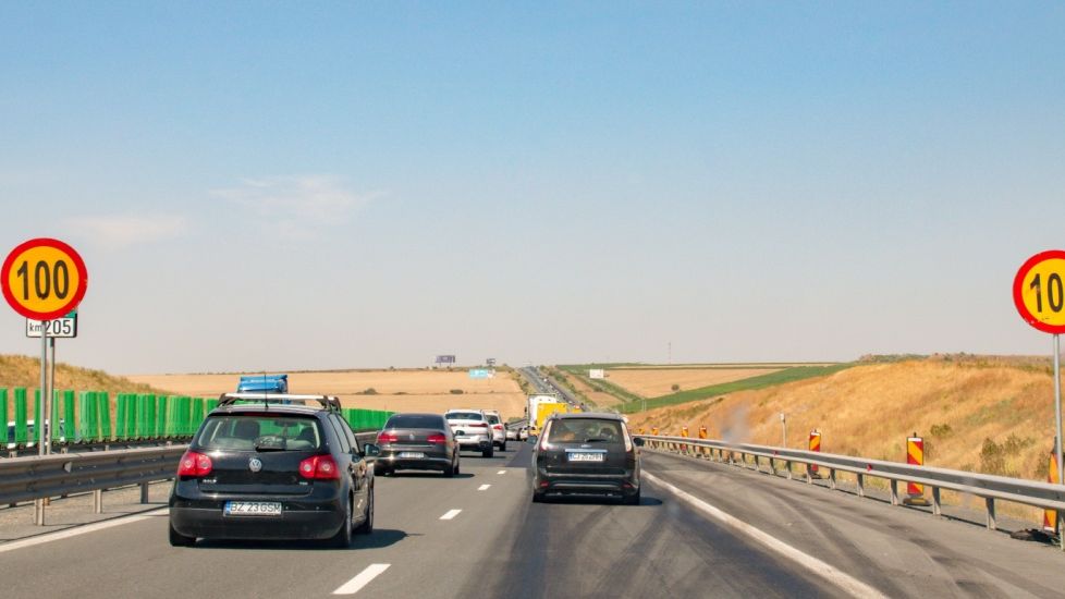 Se închide circulația pe drumul spre mare în anumite intervale orare. Anunțul CNAIR privin rutele ocolitoare