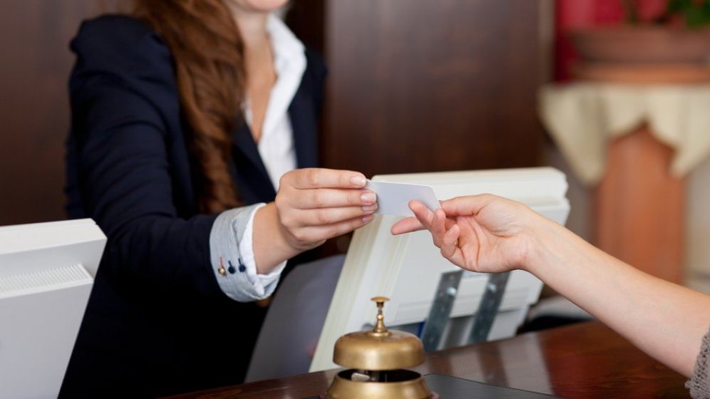 Hibele TVA-ului redus de Guvern. Va fi mai ieftin sa mananci la restaurant decat acasa!