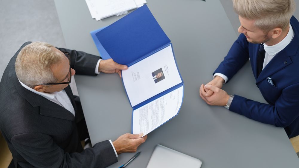 60 de secunde sa iesi in evidenta! Cum iti realizezi CV-ul, astfel incat sa iti asiguri jobul dorit