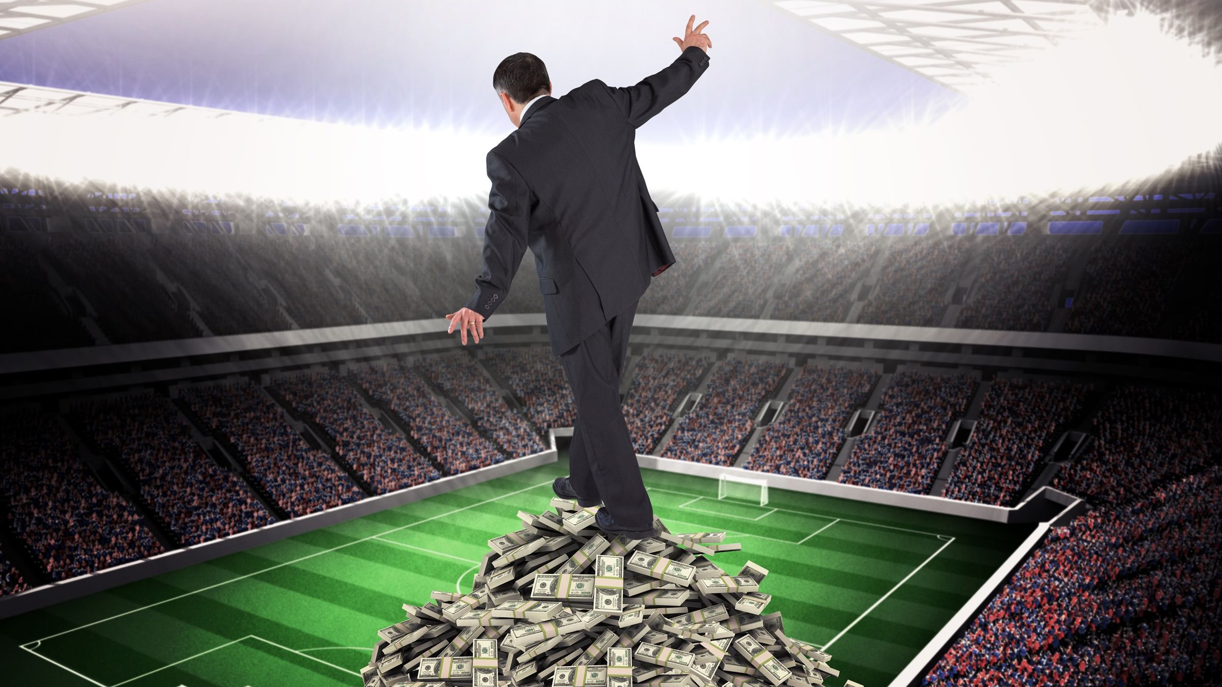 Top 10 | Ei sunt cei mai bogați patroni din sport. Ce echipe dețin proprietarul Gucci, fostul șef al Microsoft sau moștenitorul Walmart