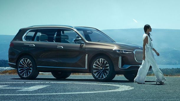 BMW X7 Concept: cel mai mare SUV BMW din istorie va avea versiune plug-in hybrid si vine in 2018