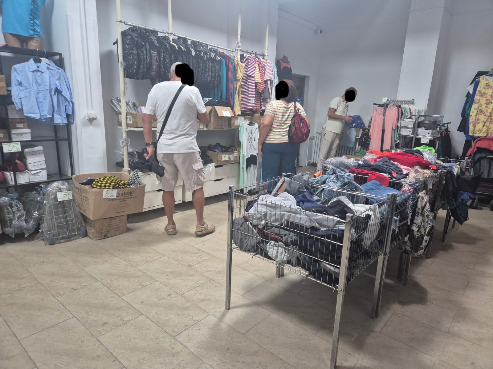 FOTO | Magazinul ANAF din București a primit marfă din Turcia. Fiscul s-a conformat și și-a pus POS - Poza 2