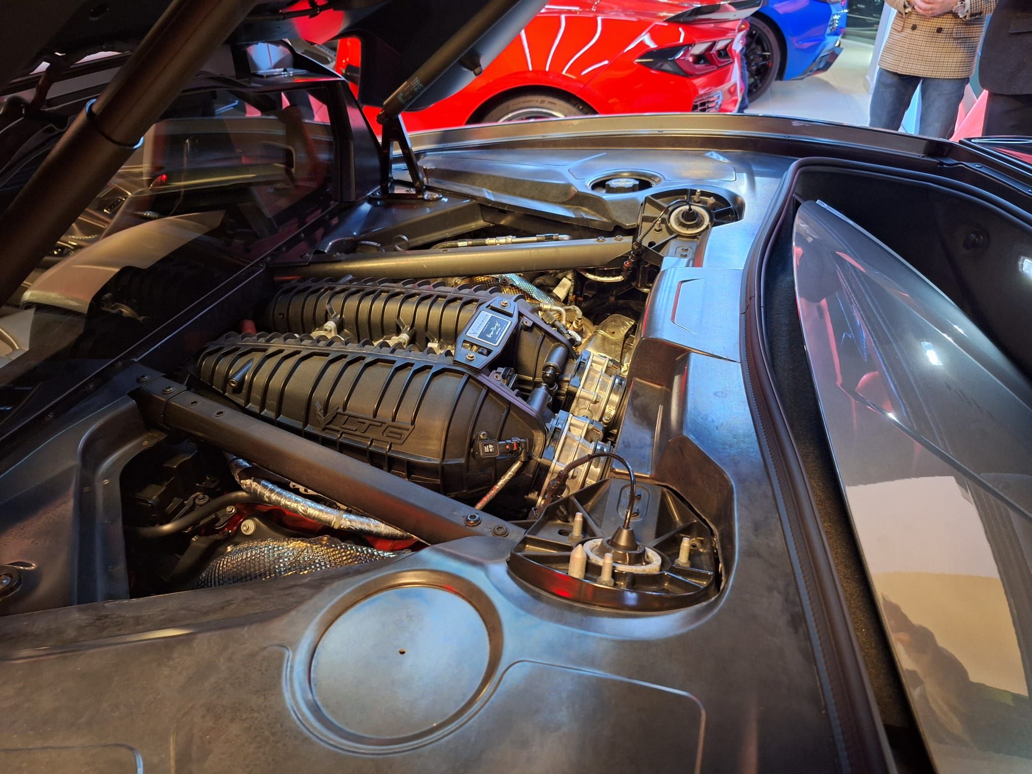 FOTO | Primul Corvette hibrid, lansat în România. Cât costă și ce performanțe are - Poza 5