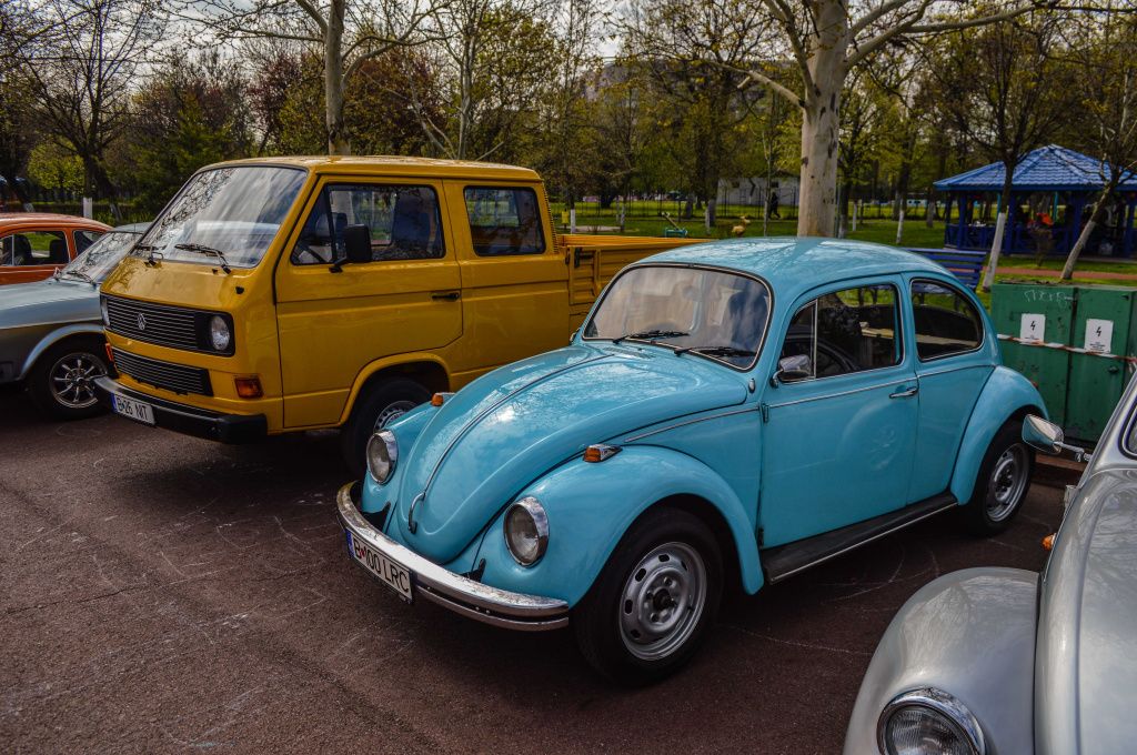 FOTO | Retroparada Primăverii: Ce am văzut la cea mai mare expoziție de mașini retro din țară - Imagine 20