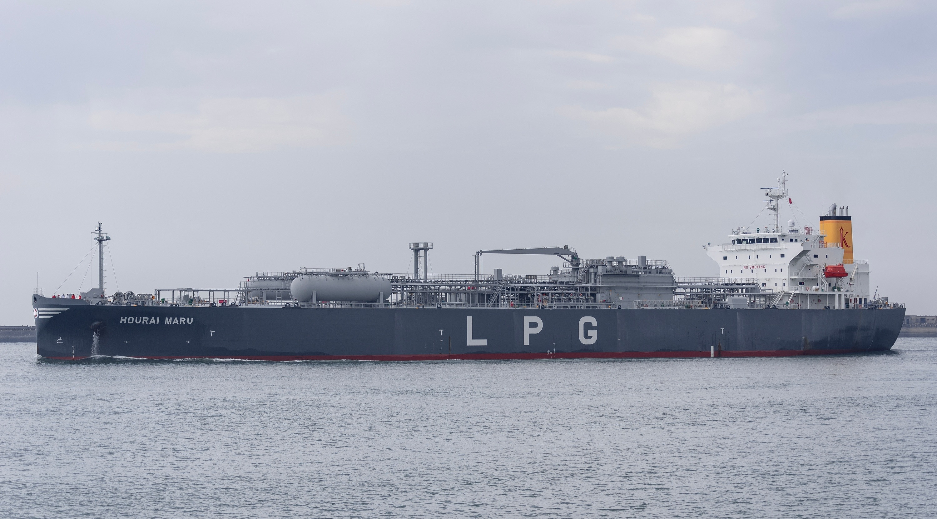 Incendiu GAS LISBON în Marea Neagră: Autoritățile spun că turiștii nu au de ce să se îngrijoreze