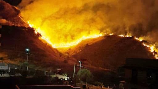 Încă o regiune din Europa, afectată de incendii. Sicilia declară stare de urgență