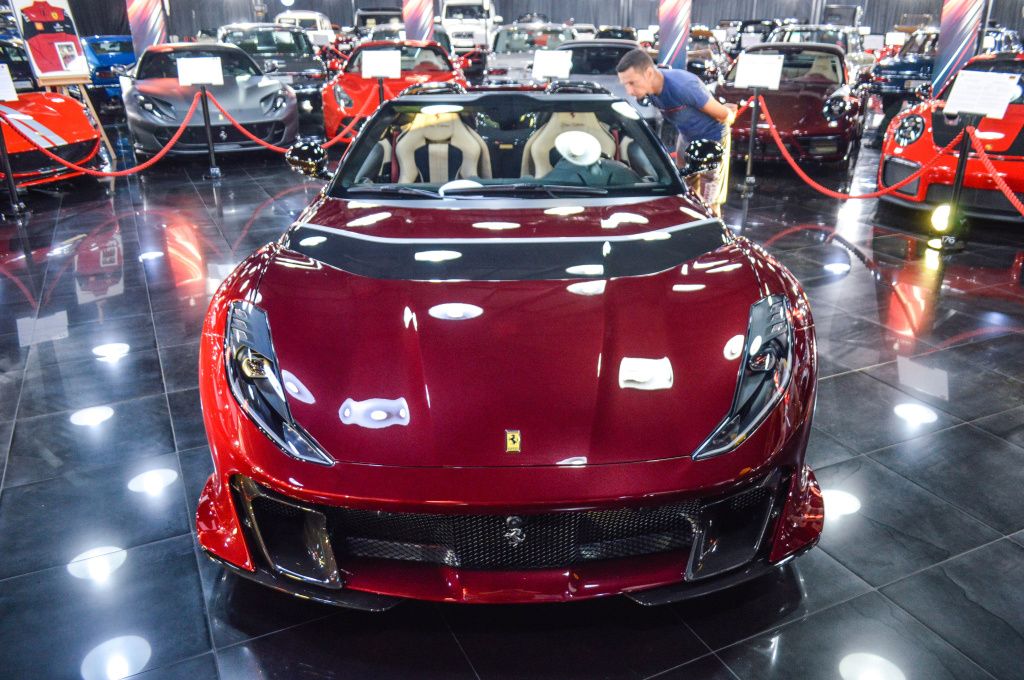 GALERIE FOTO | Țiriac Collection are un nou Ferrari cu peste 800 de cai putere și un preț de apro - Imagine 5