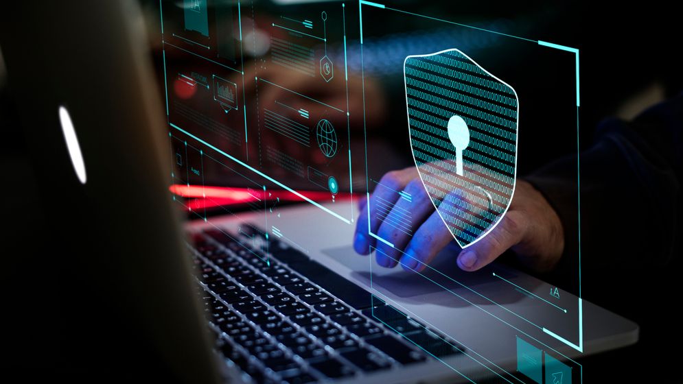 Studiu: Atenție! Hackerii și-au schimbat strategia. Ce trebuie să știi pentru a nu fi victima lor