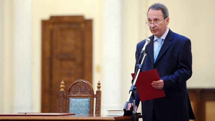 Fara precedent: Valer Dorneanu a incalcat independenta justitiei