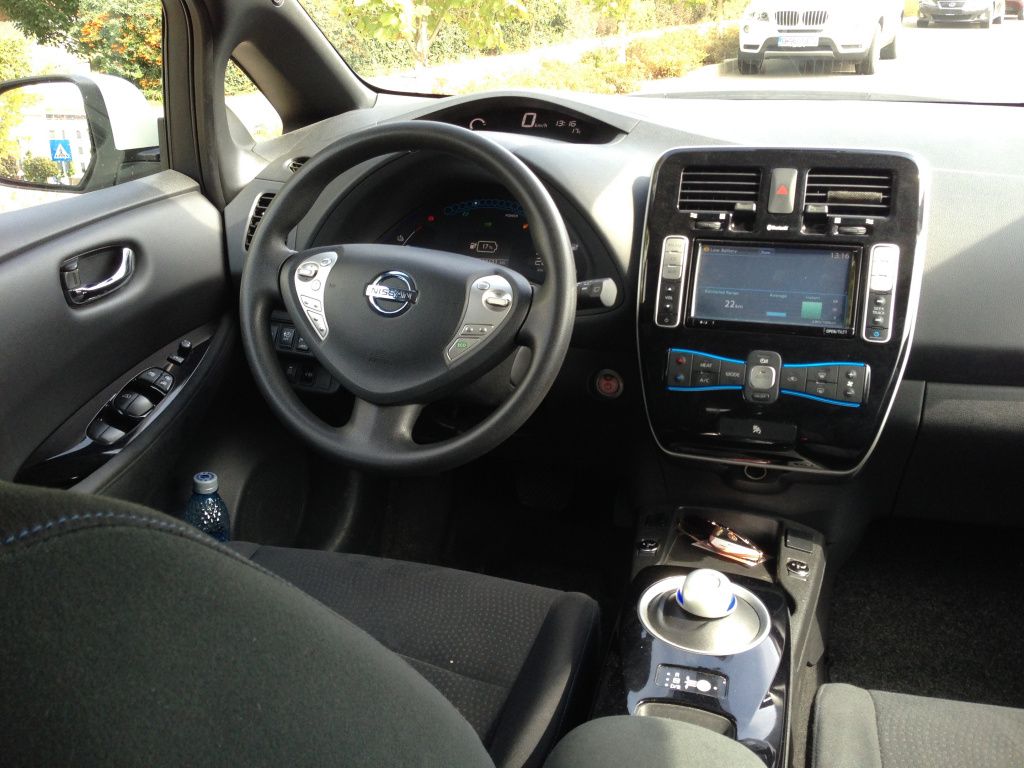 Nissan Leaf - Imagine 25