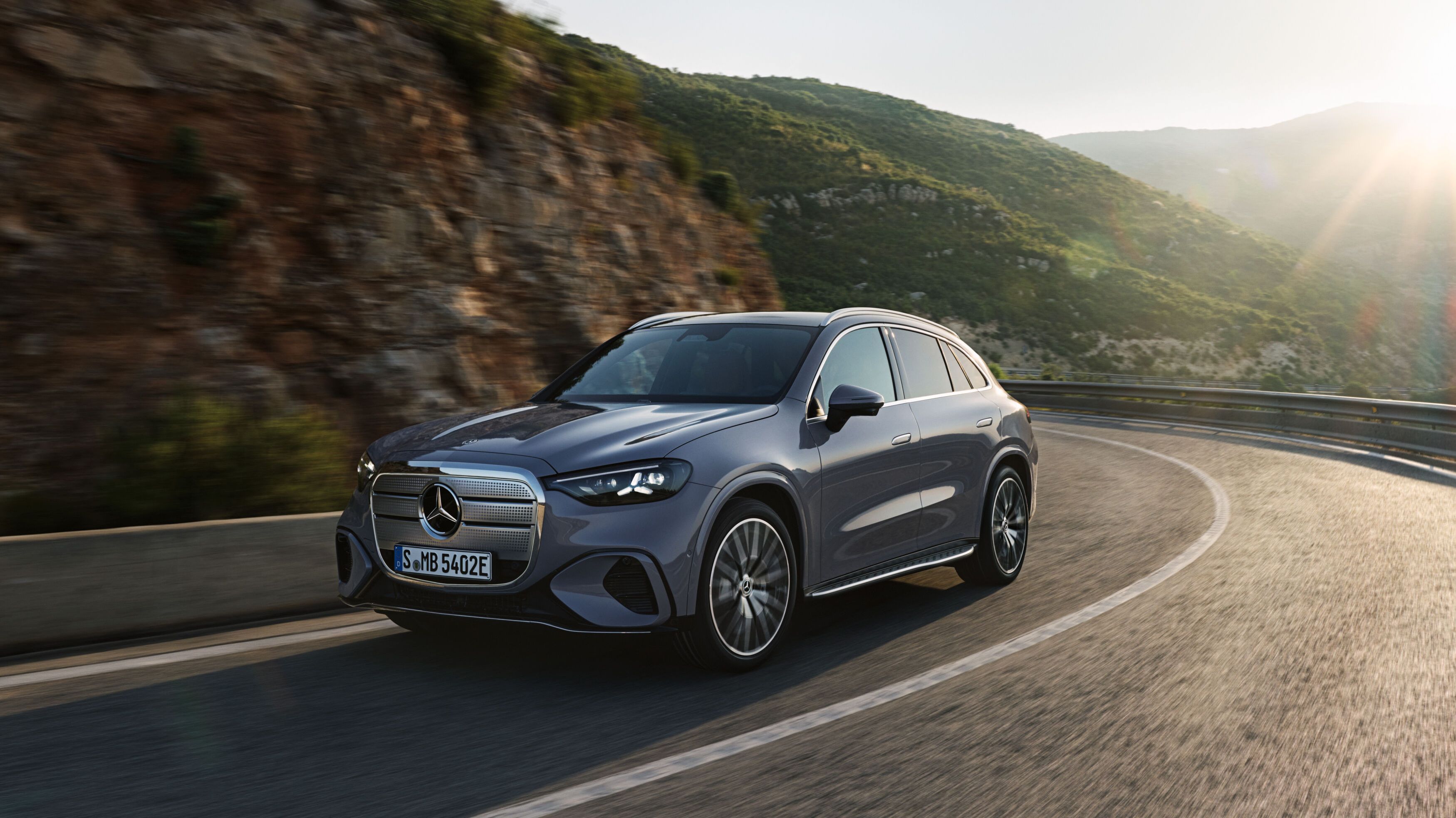 Mercedes-Benz prezintă noul GLC, ultima evoluție a celui mai popular model al său