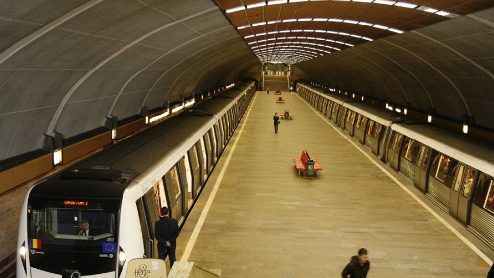 Metrorex intensifică acţiunile de dezinfecţie în staţii şi în trenurile de metrou în contextul coronavirusului