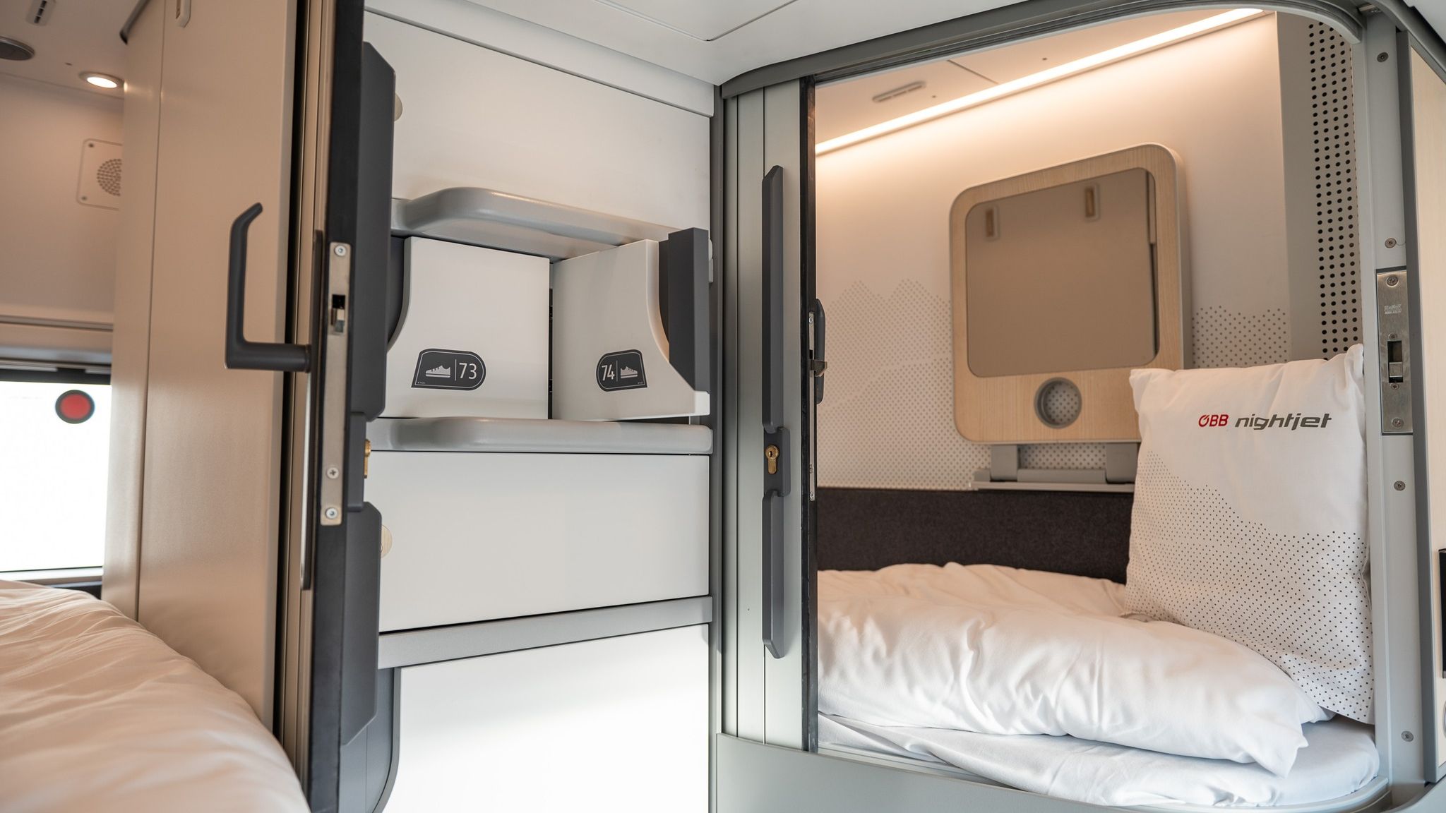 FOTO | Cum arată noua generație de trenuri a Europei, care vrea să ia locul avioanelor