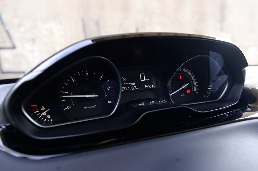 Peugeot 208 facelift - Imagine 16