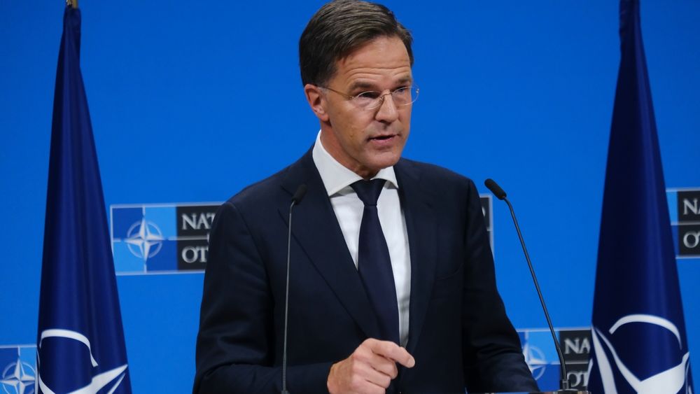Rutte, în vizită la București: NATO investește în România, se pot suplimenta oricând numărul de trupe și de tehnică militară de la noi